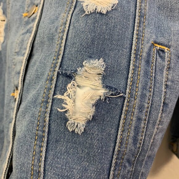 PrettyLittleThing Distressed Oversized Denim Jacket - Picture 5 of 10